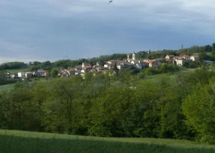 مزرعة للإقامة Farm Cascina Giovanola